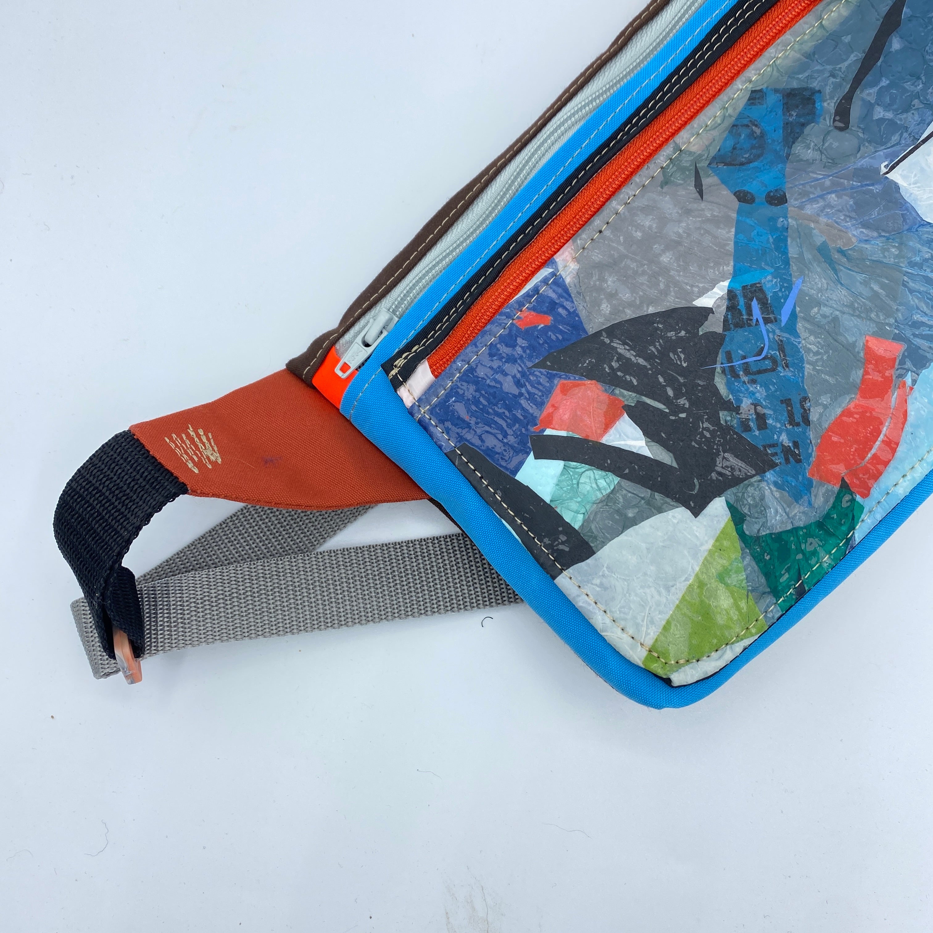 RECYCLED PLASTIC DOUBLE POCKET FAN BAG #N03